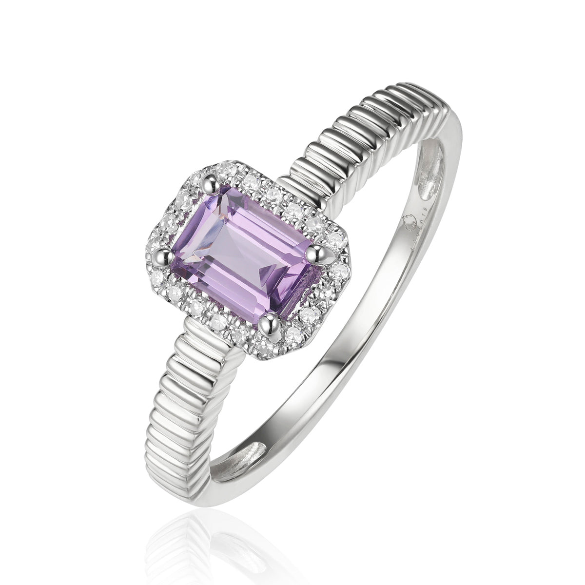 Ribbed Radiant Halo Cut