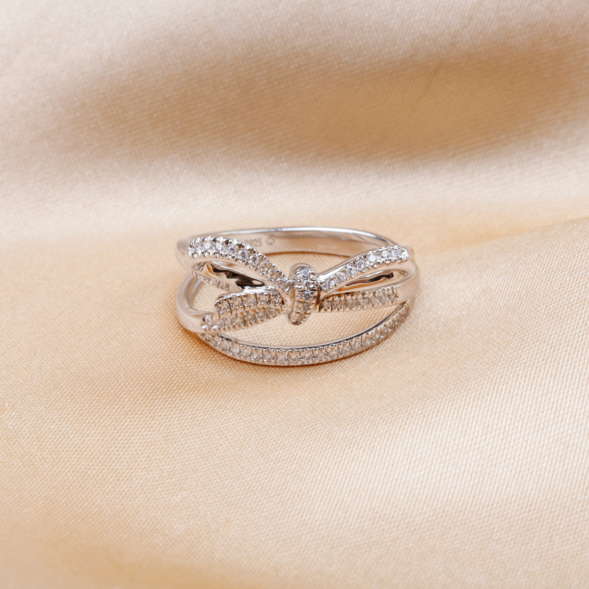 Charming Bow Diamond Ring
