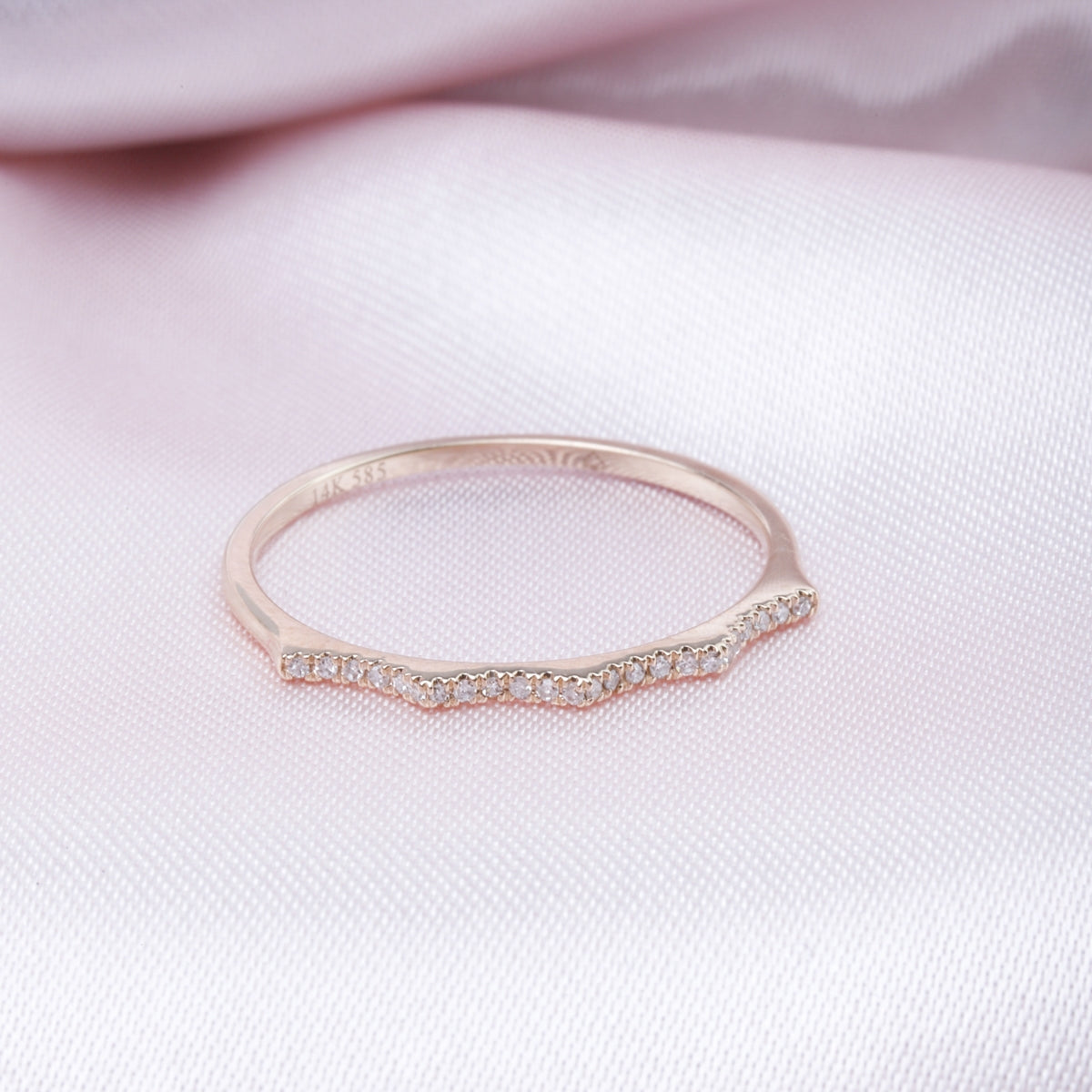 Thin Wave Pave Band