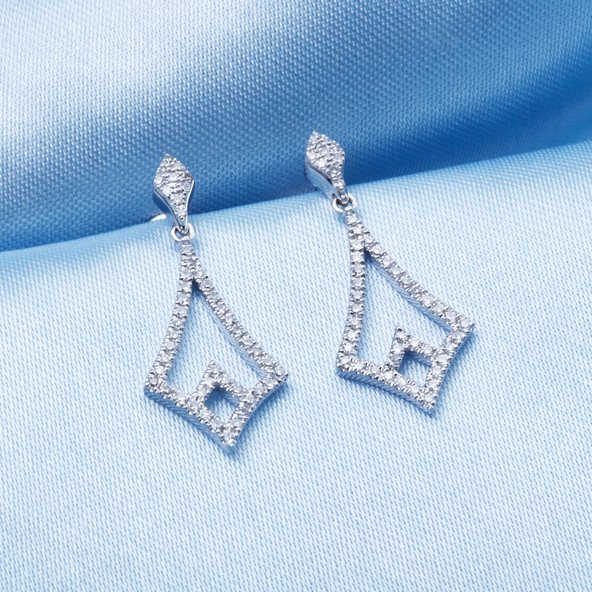Chandelier Drop Earrings, inspired design adds a classic touch with its all around diamonds.