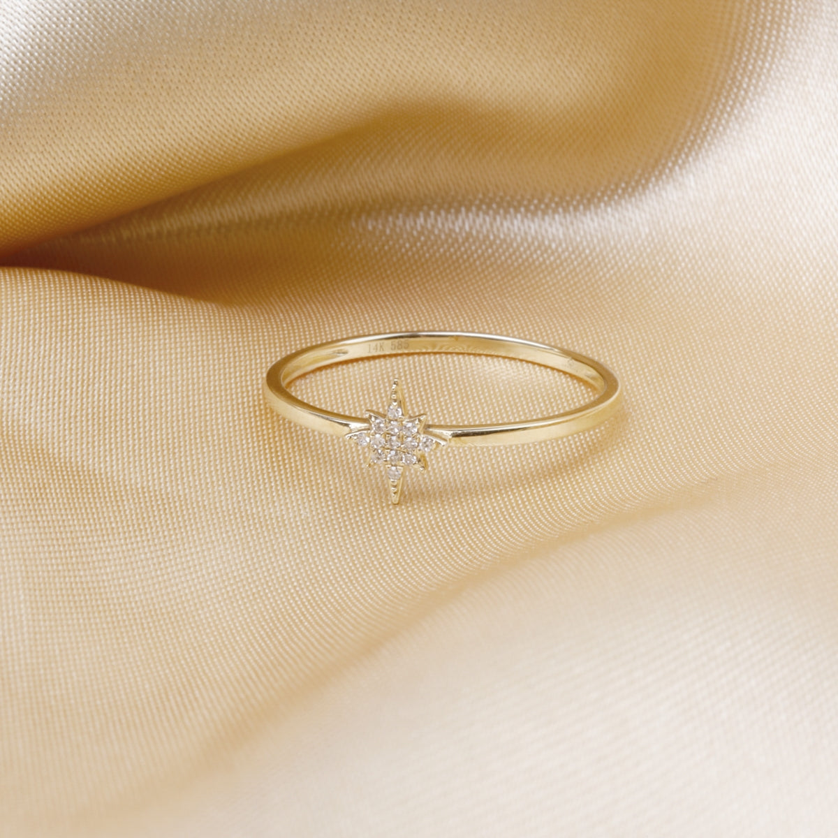 Starburst Dainty Diamond Ring