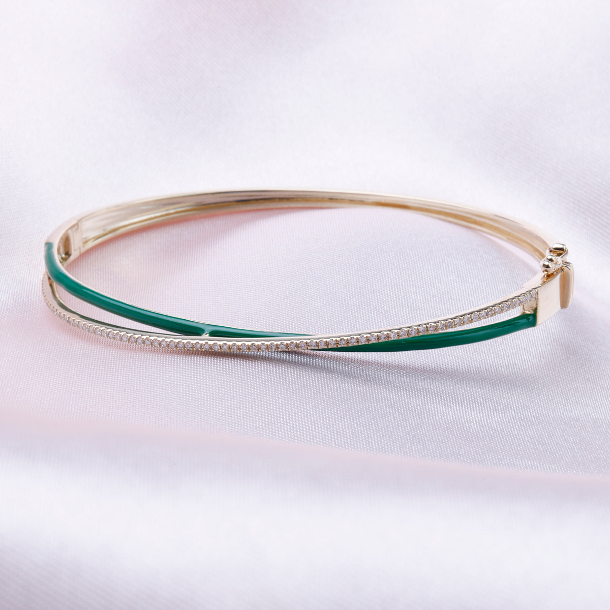 Crossover Enamel Bangle