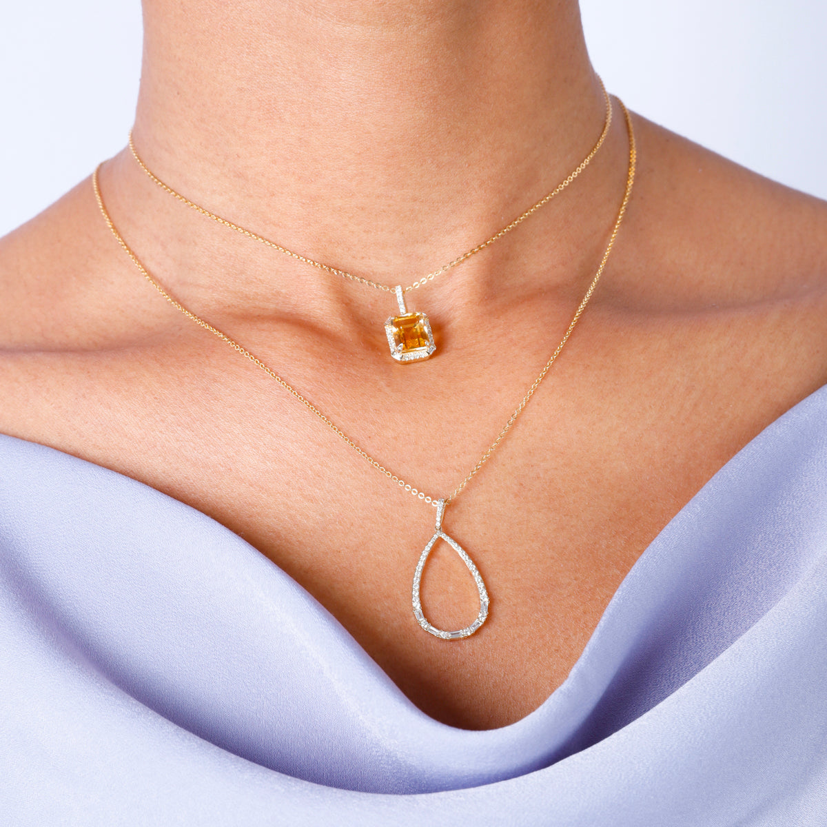 Teardrop Frame Necklace