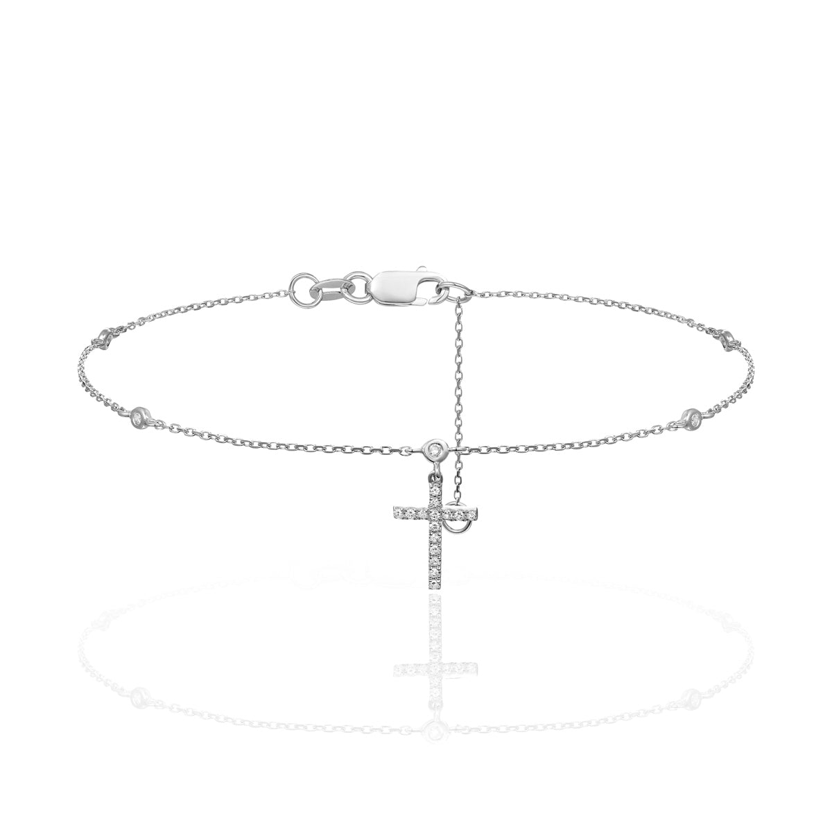 Classic pairing of a gold cross and rosary beads perfect for everyday. 
